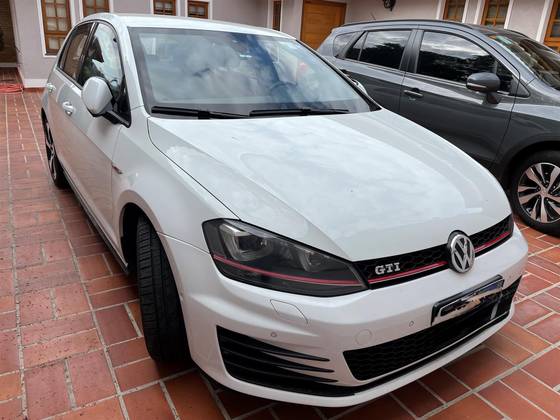 VOLKSWAGEN GOLF 2.0 TSI GTI 16V TURBO GASOLINA 4P AUTOMÁTICO VOLKSWAGEN GOLF 2.0 TSI GTI 16V TURBO GASOLINA 4P AUTOMÁTICO